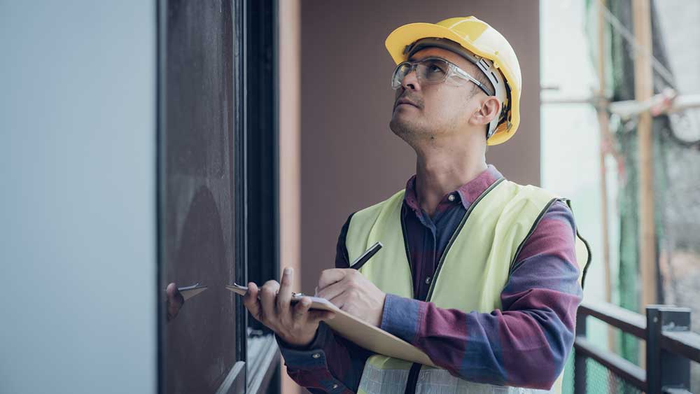 Man performing clerk of the work service